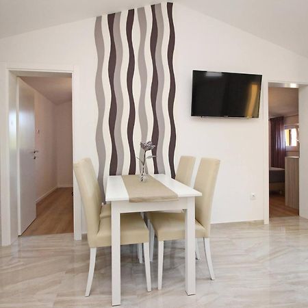Sunshine Residence Baska Buitenkant foto