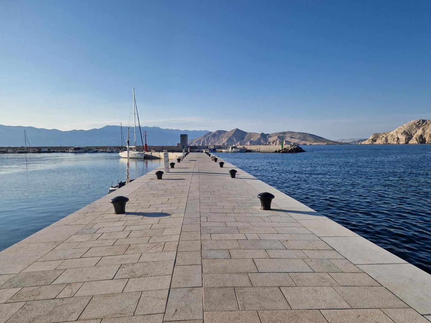 Sunshine Residence Baska Buitenkant foto