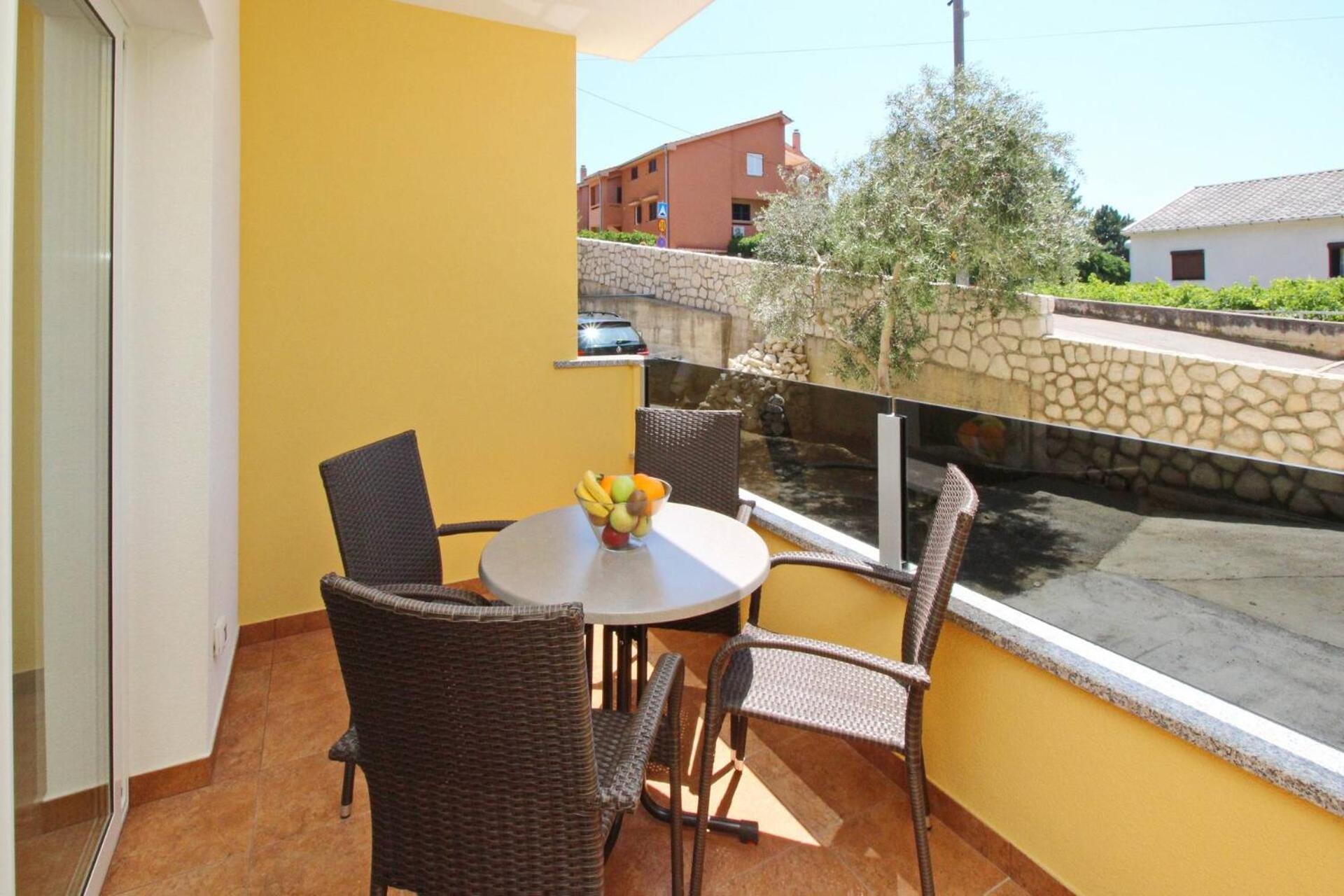 Sunshine Residence Baska Buitenkant foto